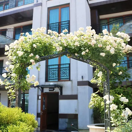 아파트 Rose Gardens